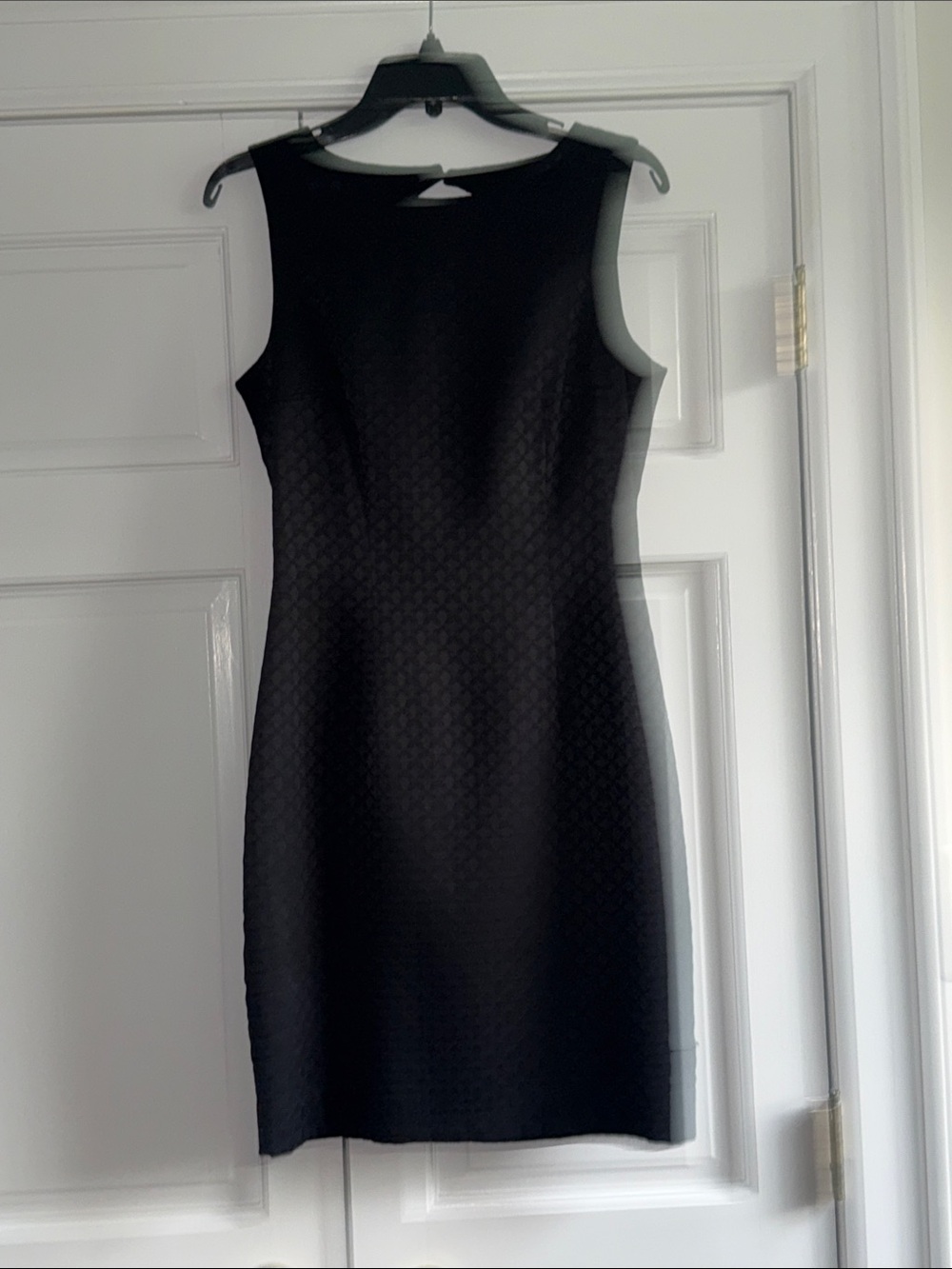 H&M Black Textured Sleeveless Dress